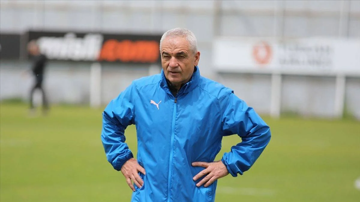 Beşiktaş: Yuvana hoş geldin Rıza Çalımbay