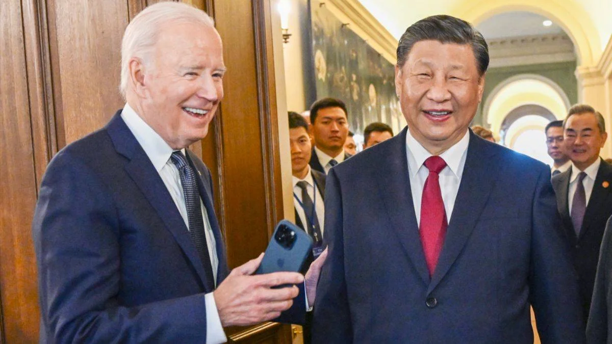 Biden'dan Cinping'e 38 yıllık fotoğraf sürprizi