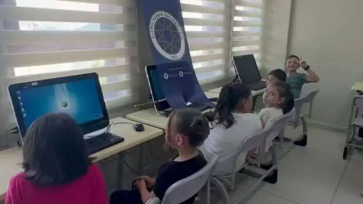 Bilişim Teknolojileri Geri Dönüşüm projesi ile öğrenciler bilgisayarla buluştu