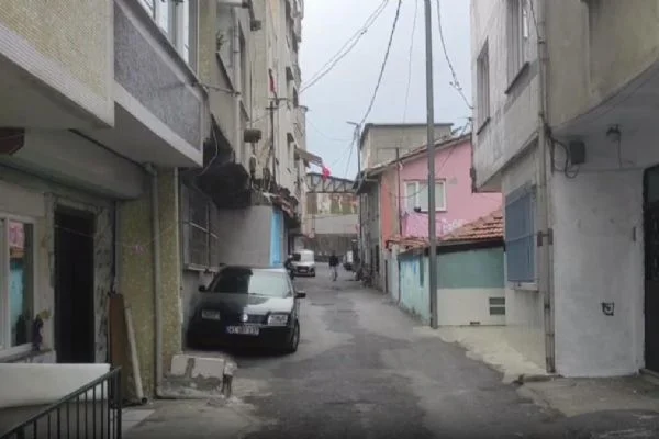 Gaziosmanpaşa'da pompalı tüfekle saldırı: 3 polis ve 1 bekçi yaralı