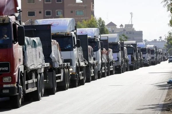 Gazze'ye 53 tır insani yardım daha ulaştı