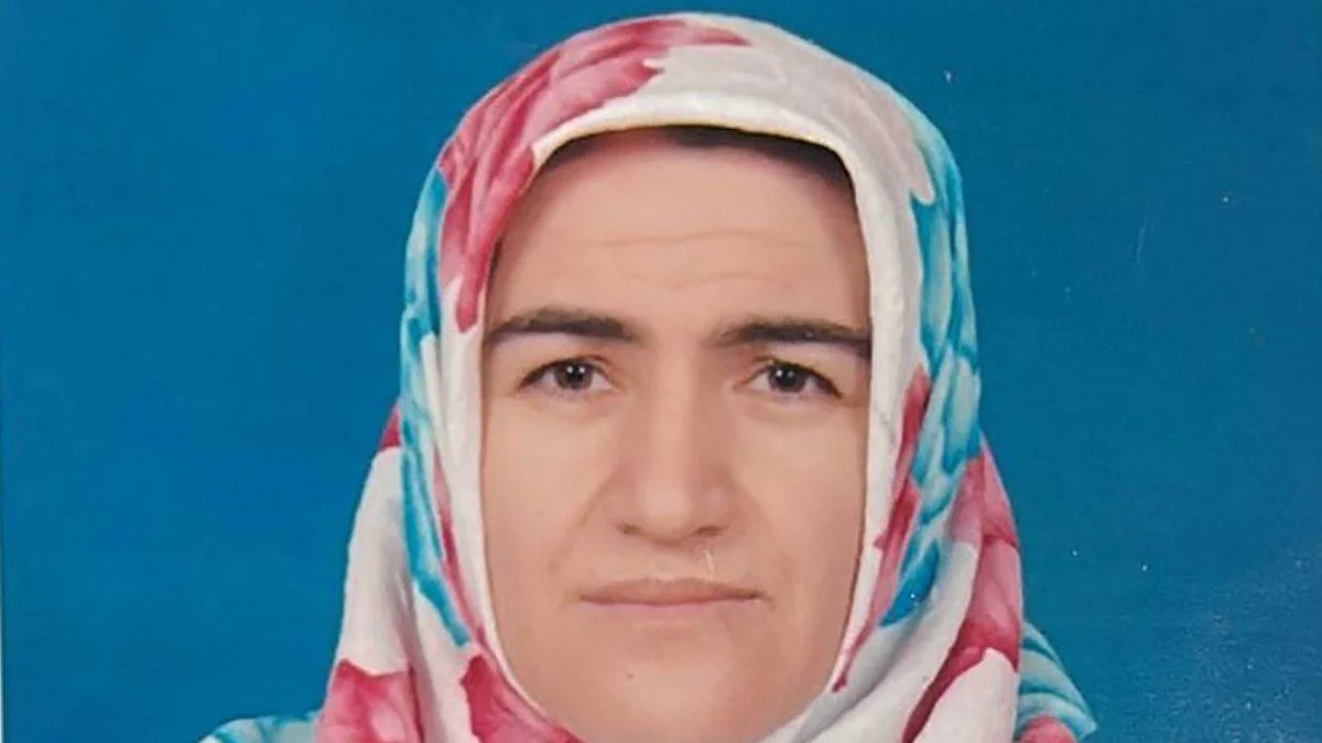 Kızı ve erkek arkadaşı öldürmüş