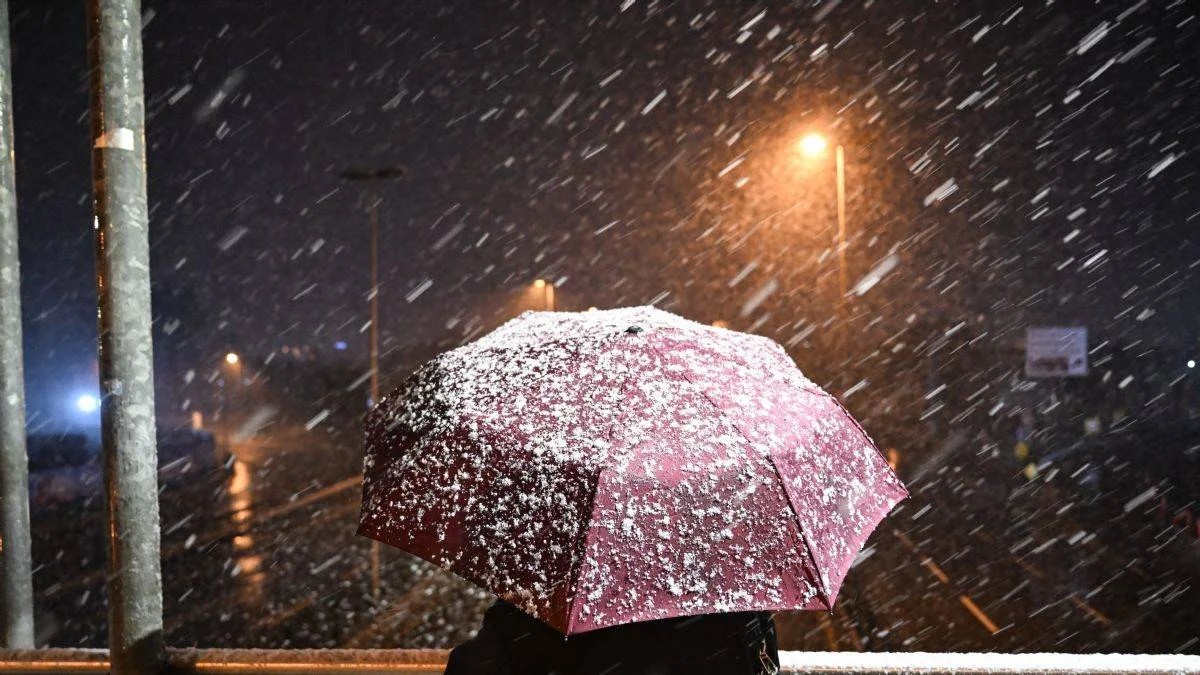 Meteoroloji: İstanbul'a kar geliyor