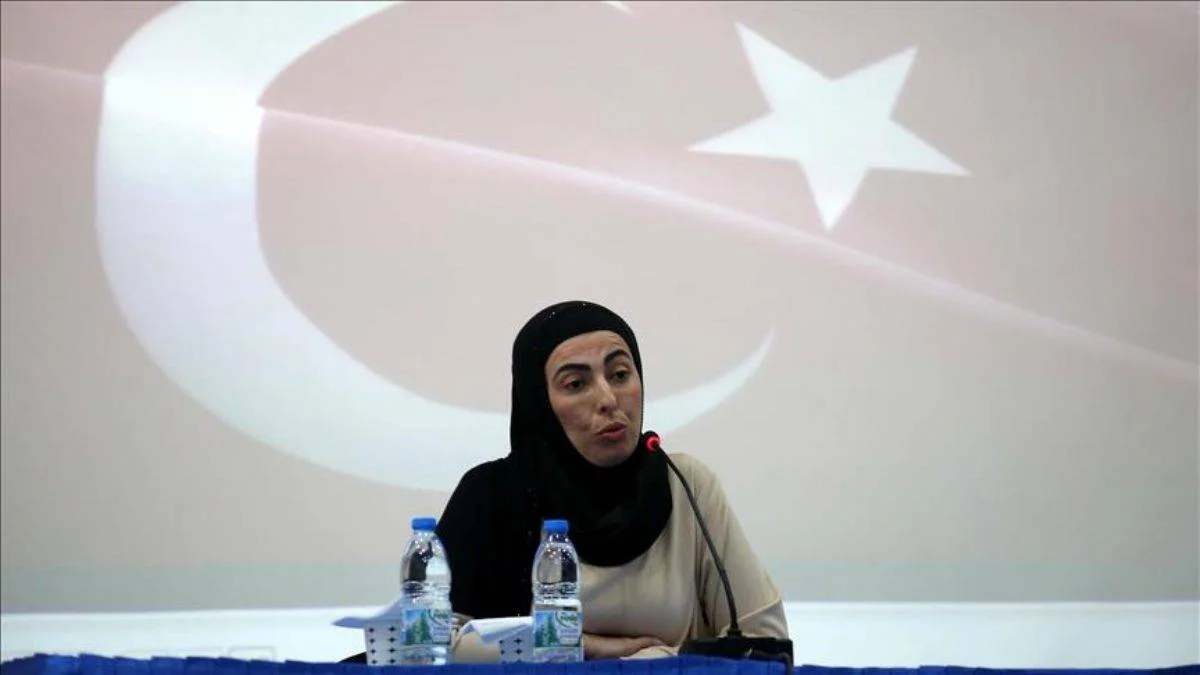 Nihal Olçok, kurucusu olduğu Gelecek Partisi'nden istifa etti