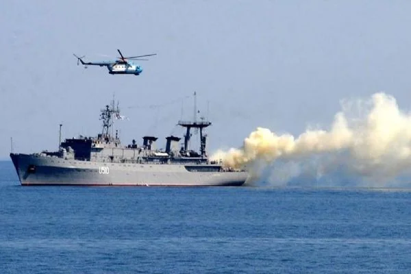 Rusya ve Myanmar'dan ortak askeri tatbikat