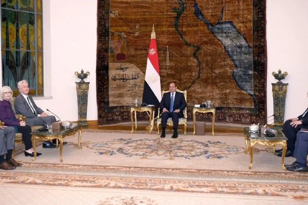 Sisi, CIA yetkilisi ile Gazze'de ateşkesi konusunu görüştü
