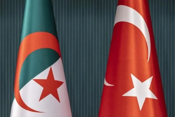 Türkiye'den Cezayir'e olumlu sinyal: Birlikte çalışmaya hazırız