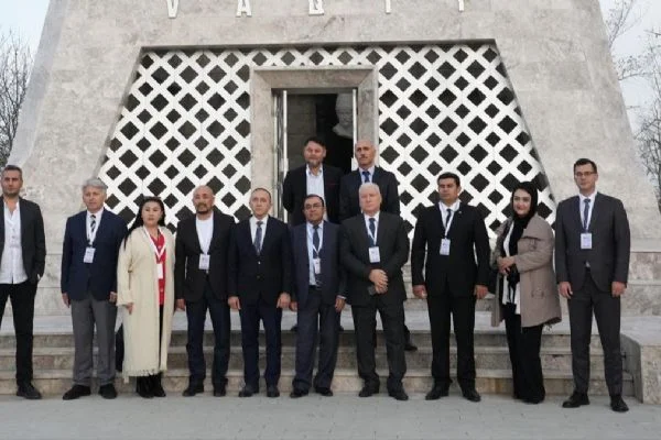 Türkiye'nin de aralarında bulunduğu 8 ülke temsilcisinden Şuşa'da toplantı