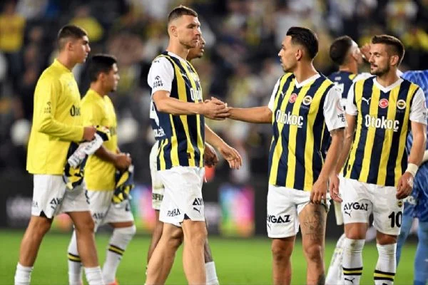 Yıldızlardan takıma moral: Bir yenilgi bizi hedeften saptırmaz