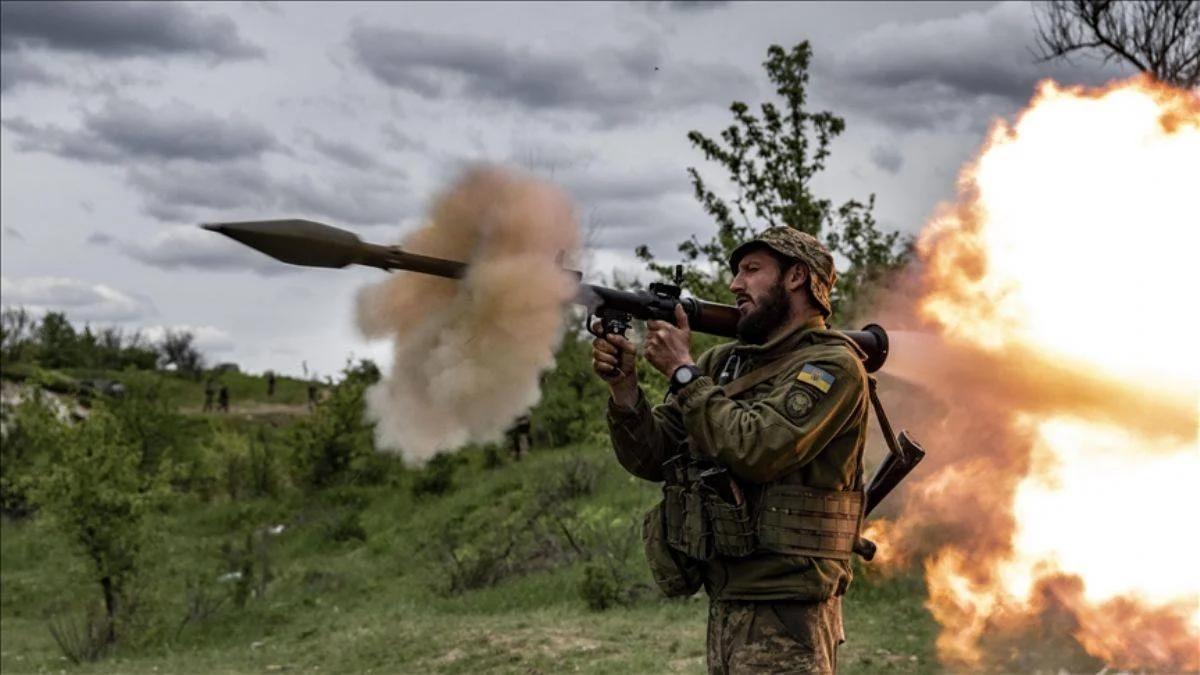 ABD'li senatör: Ukrayna Rusya'ya bazı topraklarını verecek