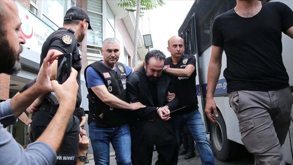 Adnan Oktar Suç Örgütü davasında hakim ve savcı değişti