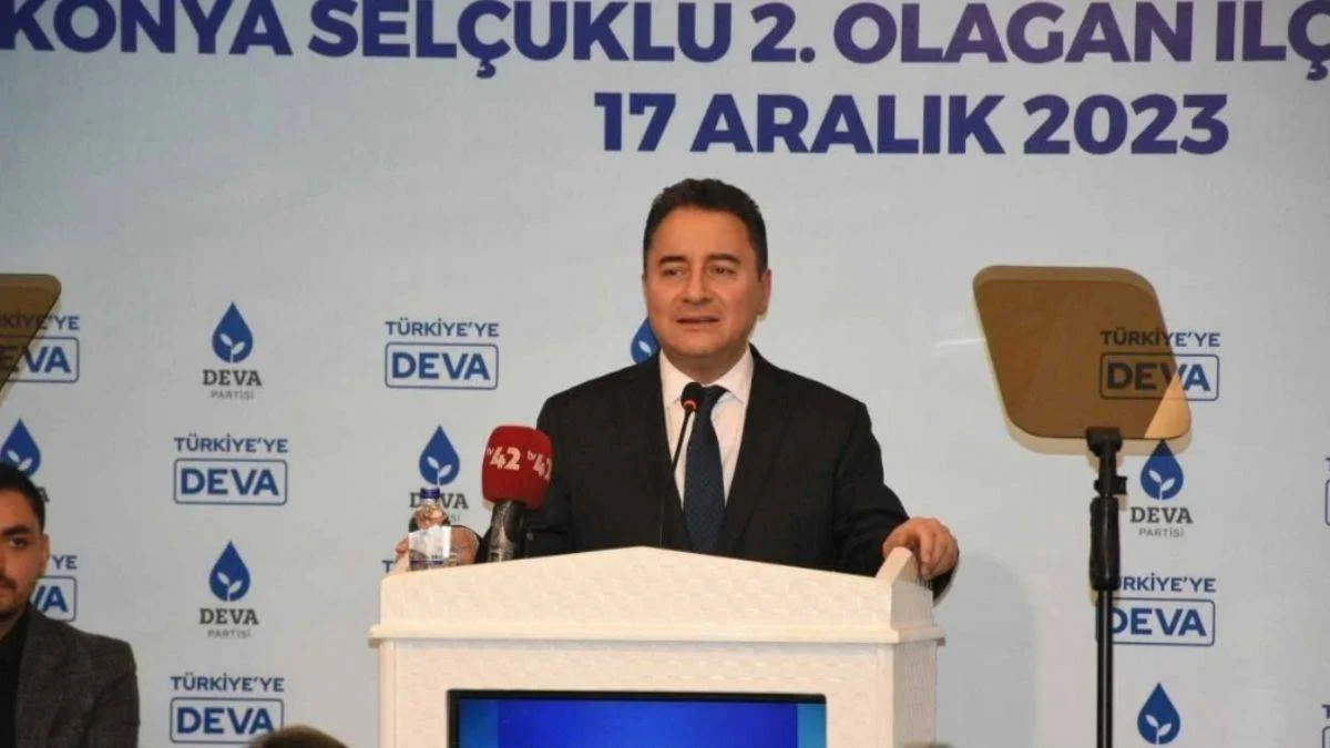 Babacan: Türkiye'de zengin daha zengin, yoksul daha yoksul oluyor