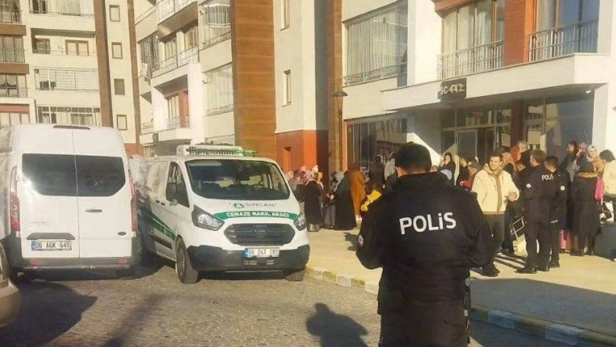 Bekçi silahla eşini öldürüp intihar etti