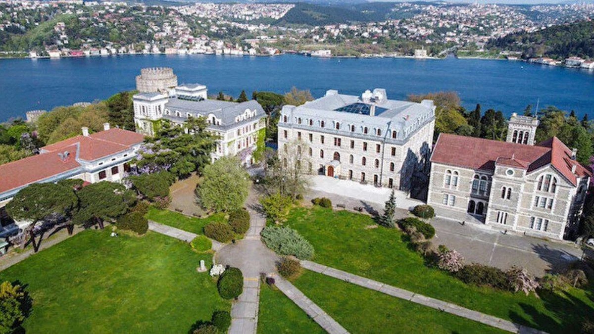 Boğaziçi Üniversitesi'ndeki 'pis kokular'