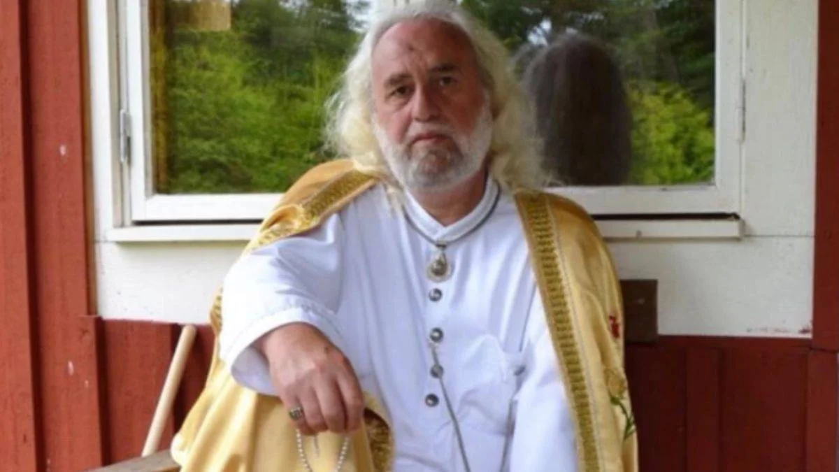 Hasan Mezarcı: "İlk Noel kutlayan yüce Allah'tır"