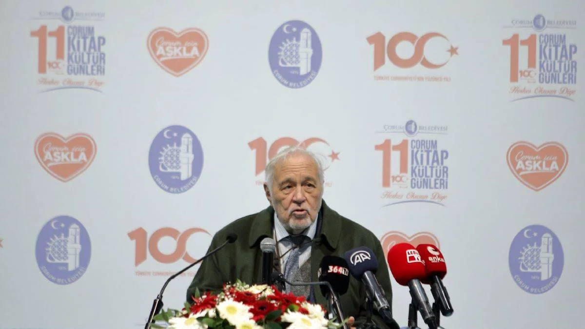 İlber Ortaylı: 'Almanlar, devlet ananeleri zayıf bir memlekettir"
