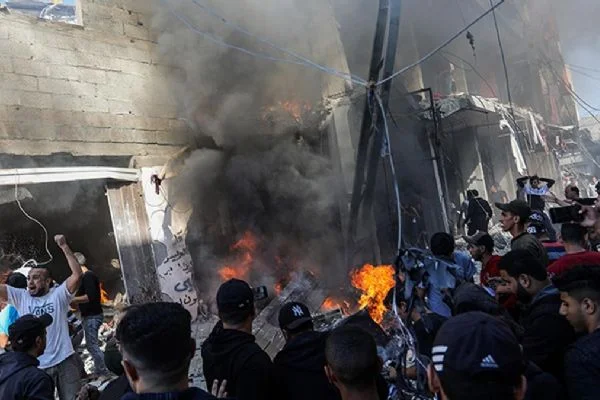 İsrail, Filistinlilerin sığındığı okula baskın yaptı