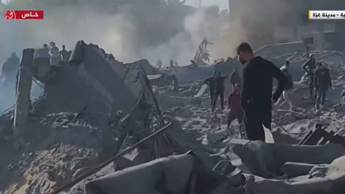 İsrail saldırısında enkaz altından 300 şehit ve yaralı çıkarıldı