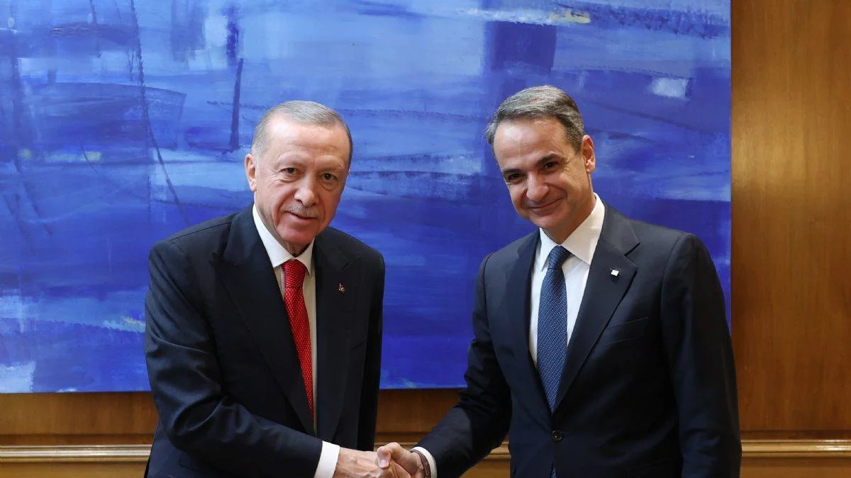 Miçotakis'ten Türkiye için vize açıklaması