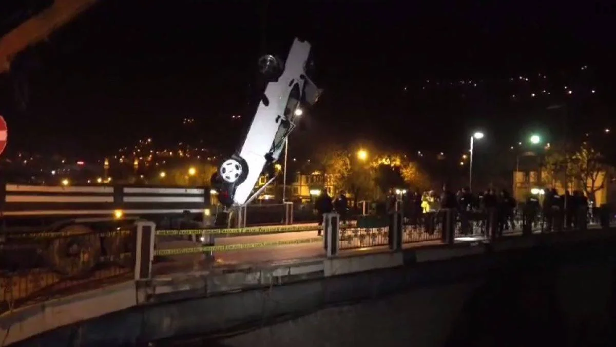 Otomobil Yeşilırmak'a uçtu, sürücü öldü
