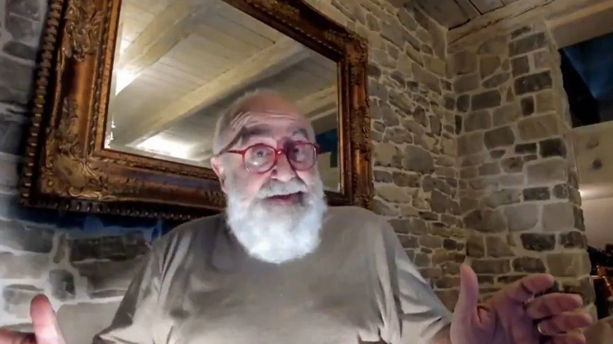 "Lağım gibi taşan Arap düşmanlığı nereden besleniyor?"