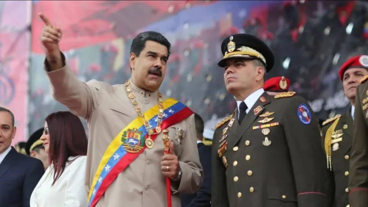 Maduro: CIA Venezuela'da darbe peşinde