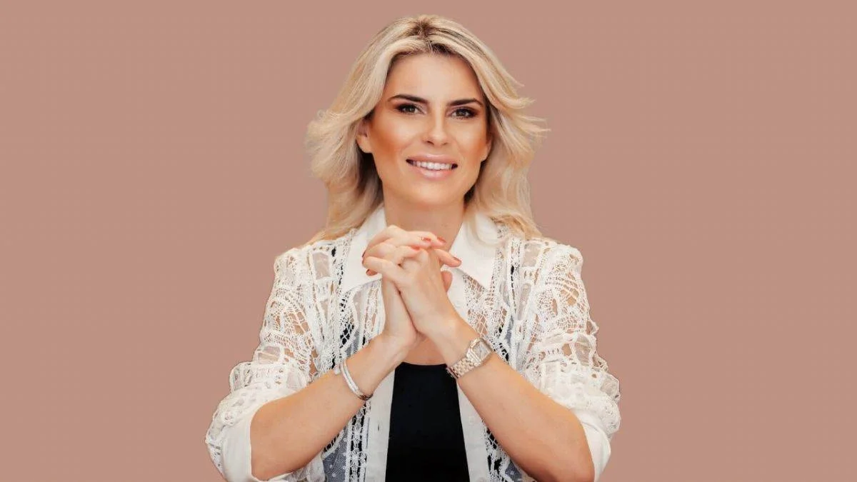 Op. Dr. Burcu Kardaş Arslan "Genital Bölge Kararmaları Kaderiniz Olmasın!"