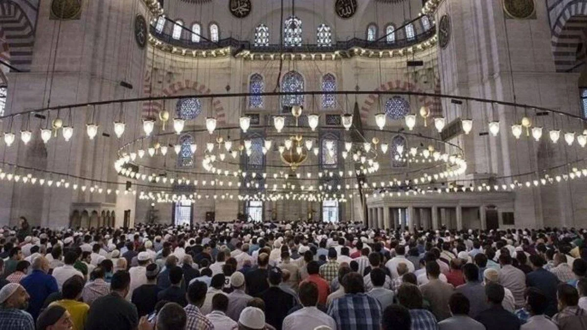 Üç aylar ne zaman başlıyor?
