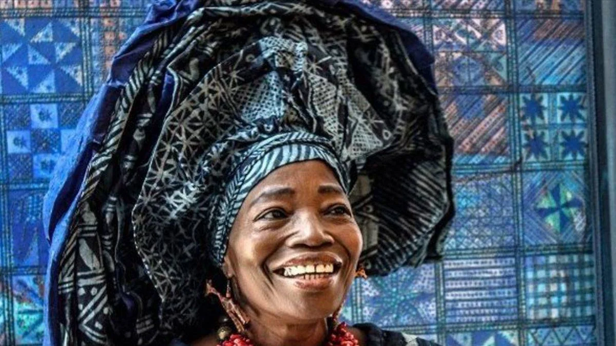 Ünlü Afrikalı sanatçı: Batı'yı bırakın kendinize bakın