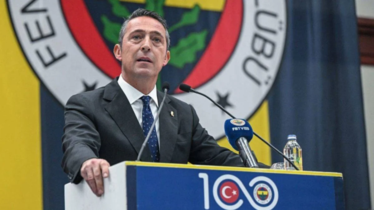 Eski Fenerbahçeli futbolcu: Ali Koç Playstation oynar gibi...