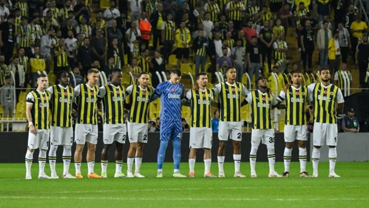 Fenerbahçe'de milli oyuncu kadro dışı: Listeye dahil edilmedi