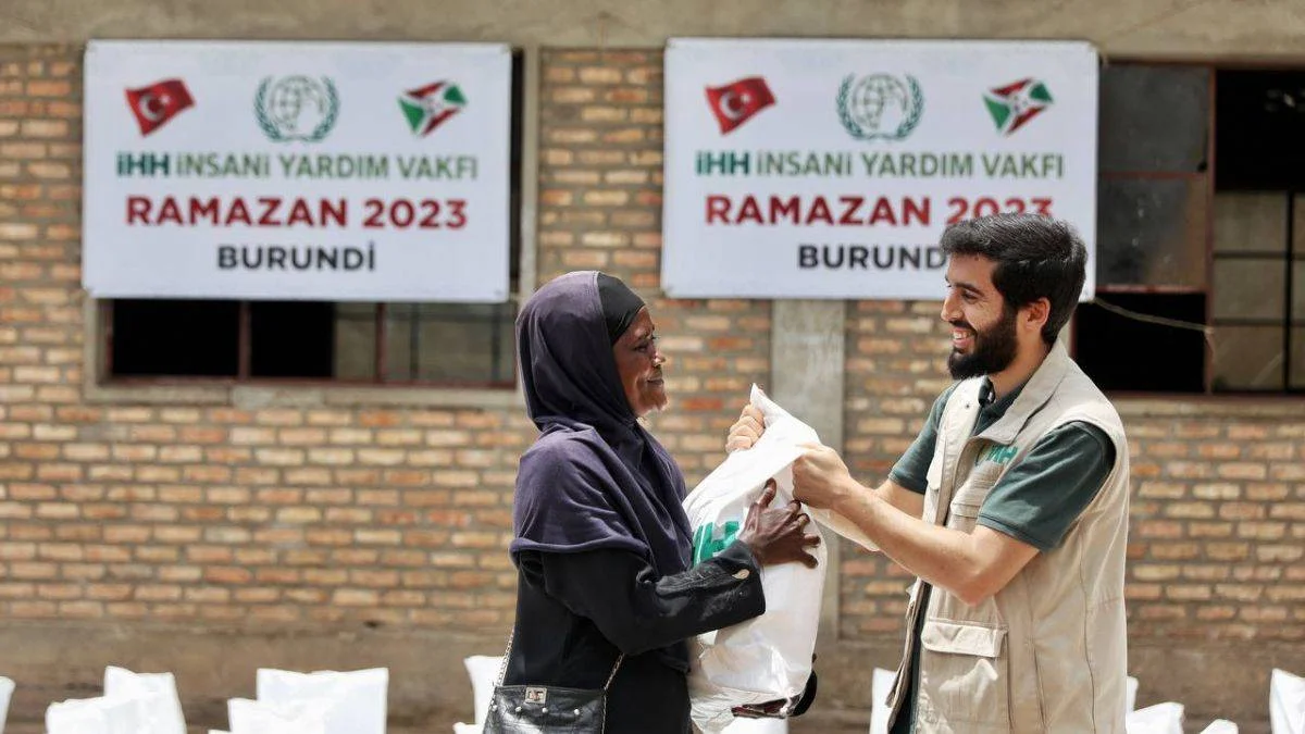 İHH Ramazan'da 60 ülkede yardım çalışmalarında bulunacak
