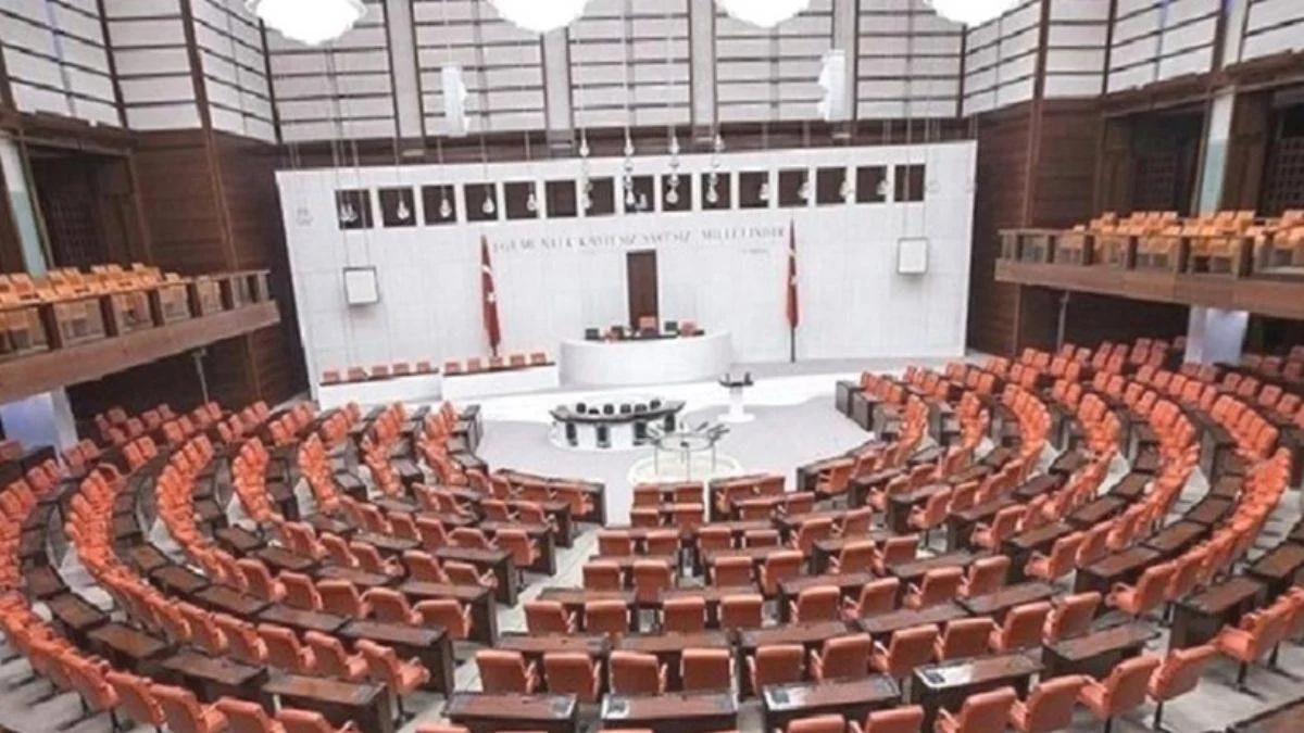 Meclis ne zaman tatile girecek? TBMM kapanma tarihi
