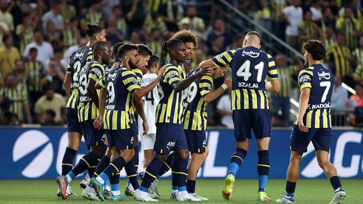 Resmi açıklama geldi: Fenerbahçe'de bir ayrılık daha