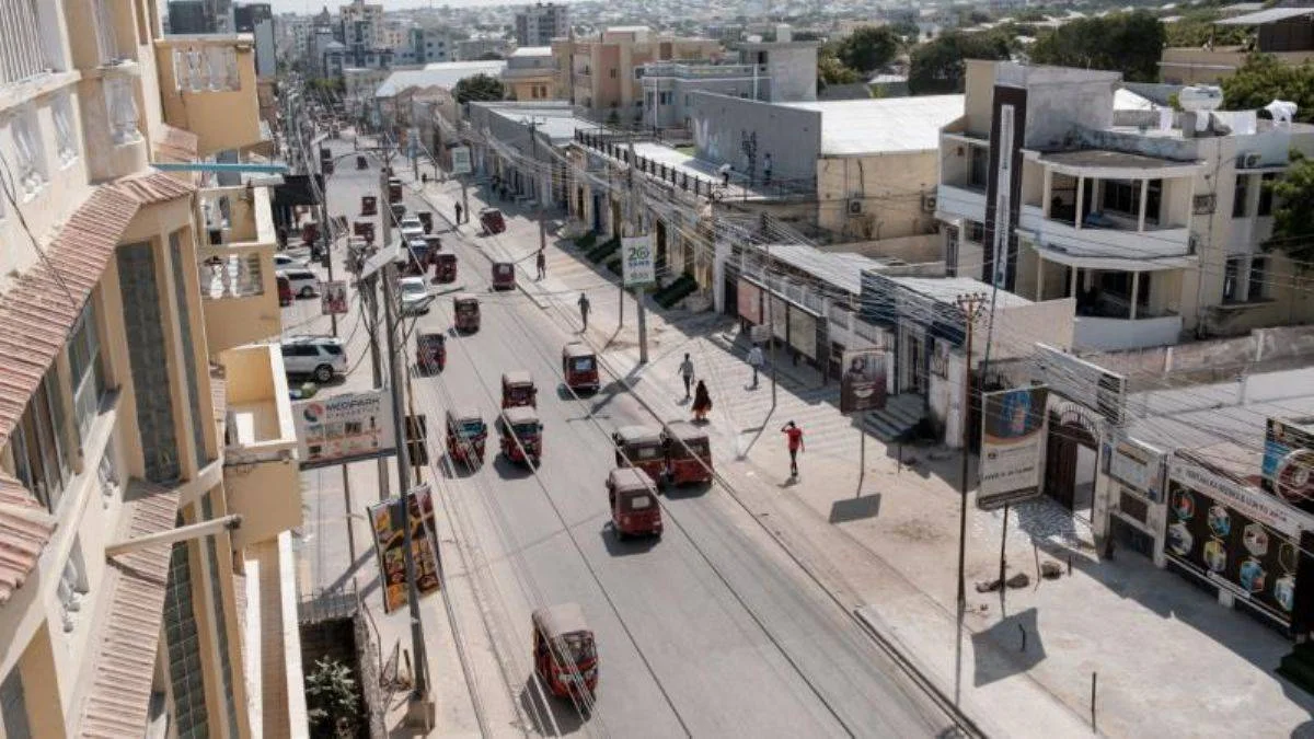 Somali'de maske ve şapka yasaklandı