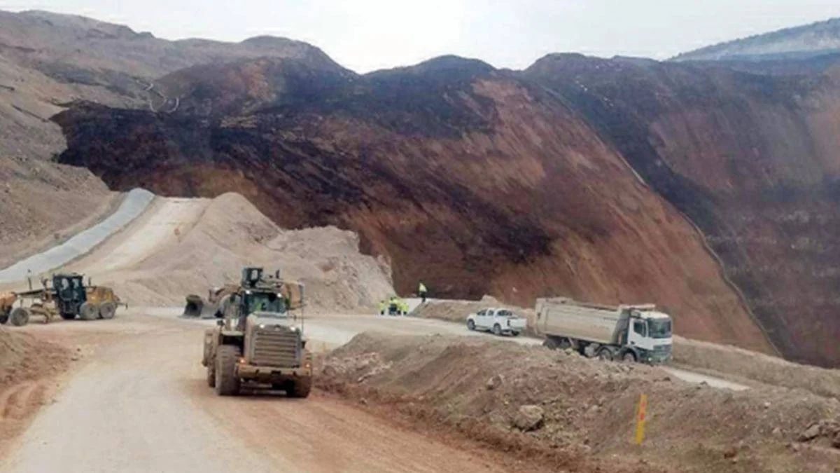 Toprak kaymasında ihmaller zinciri: Çatlağa rağmen risk yok denilmiş