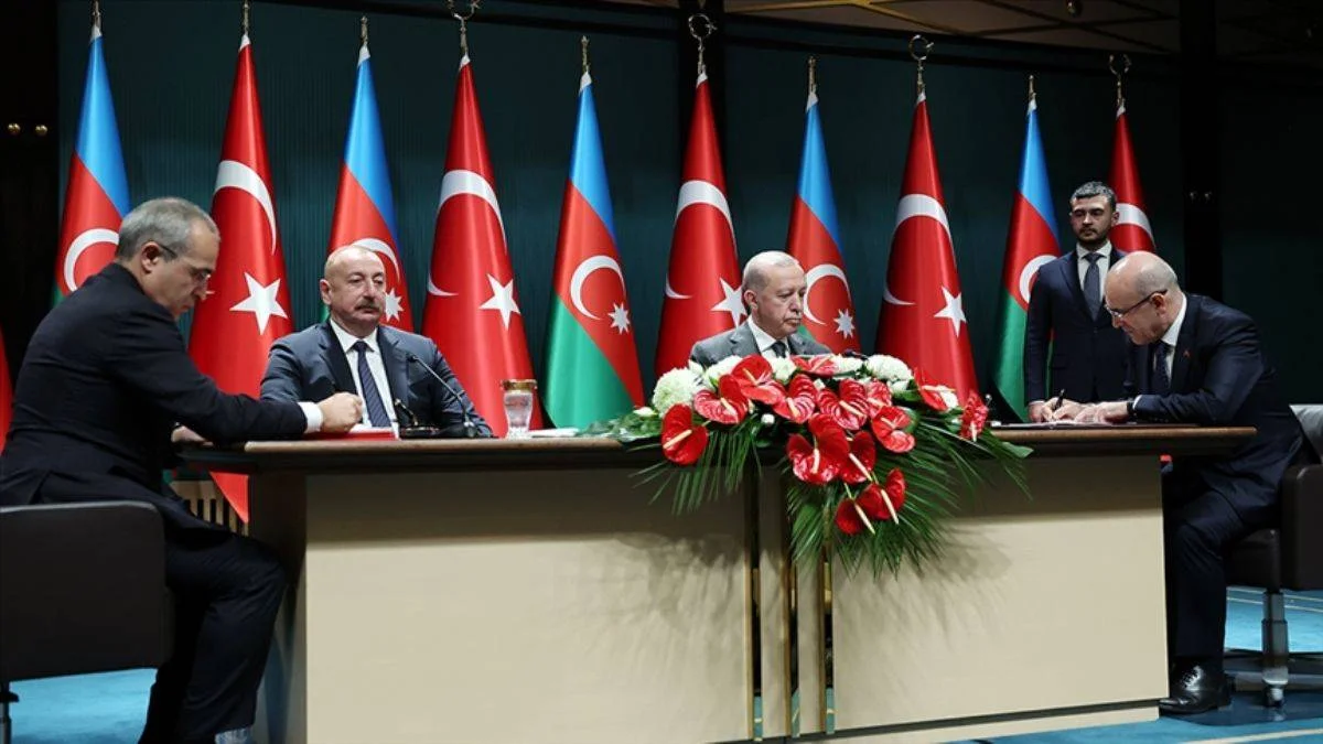 Türkiye-Azerbaycan arasında 3 anlaşma imzalandı