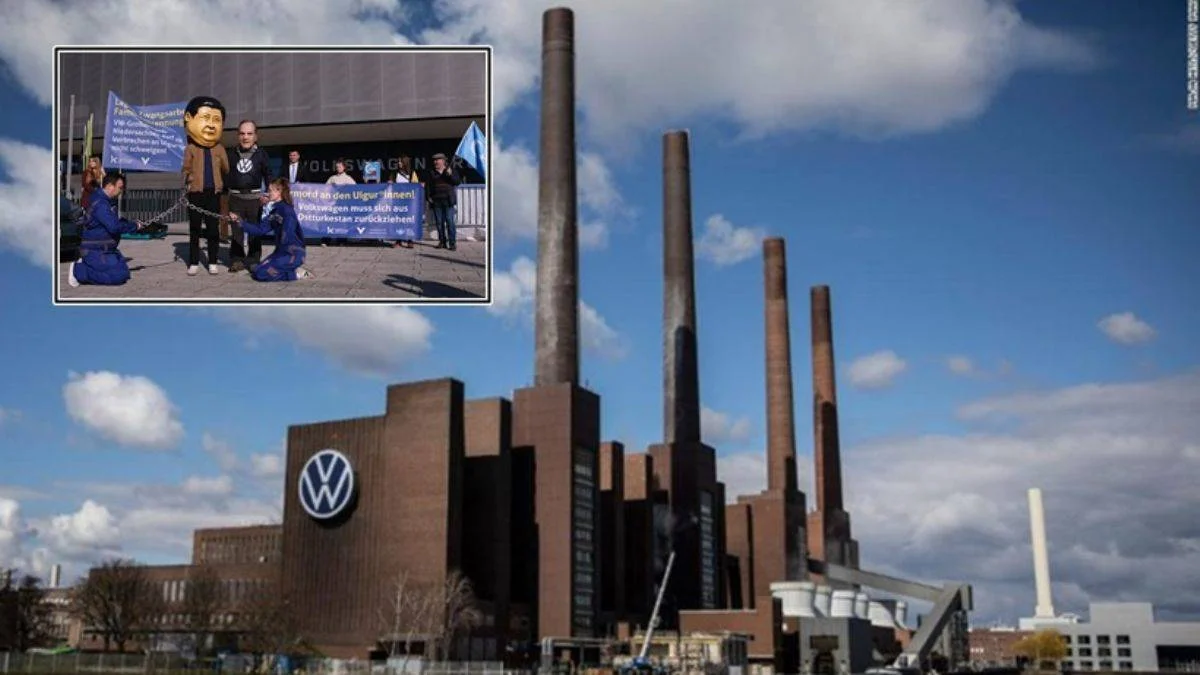Volkswagen'e Uygur çağrısı: Soykırım bölgesinden çekil