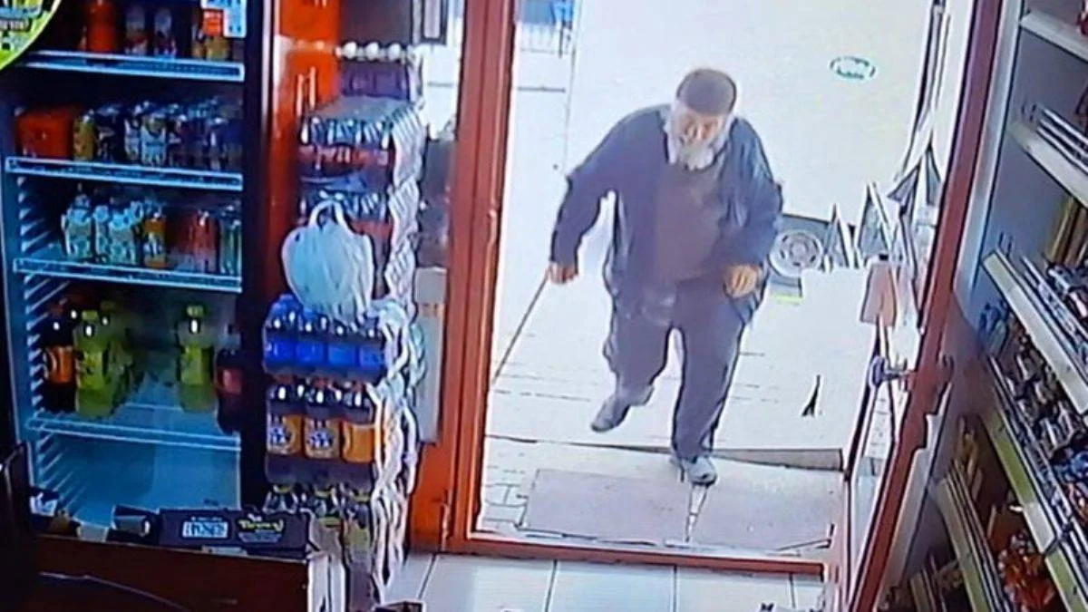 Emekli maaşı yüzünden eşini ve oğlunu öldürdü