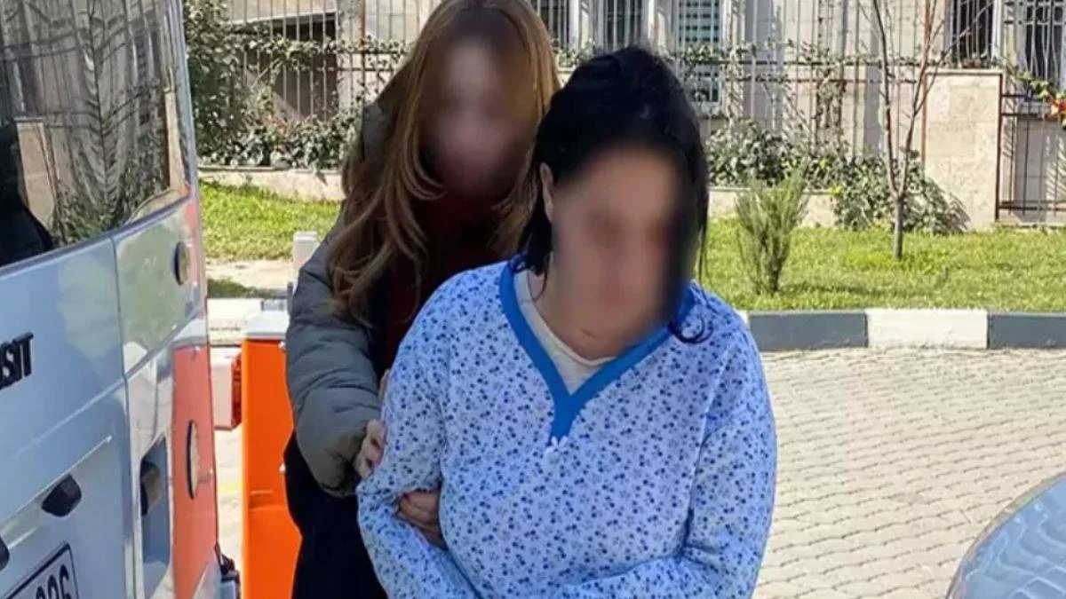 Erkek arkadaşını kalbinden bıçakladı