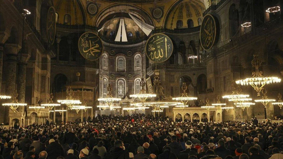 İlk teravih namazı ne zaman kılınacak? 2024 Ramazan ayı teravih başlangıç tarihi