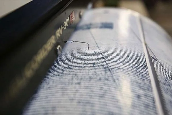 Japonya'da 5,8 büyüklüğünde deprem oldu