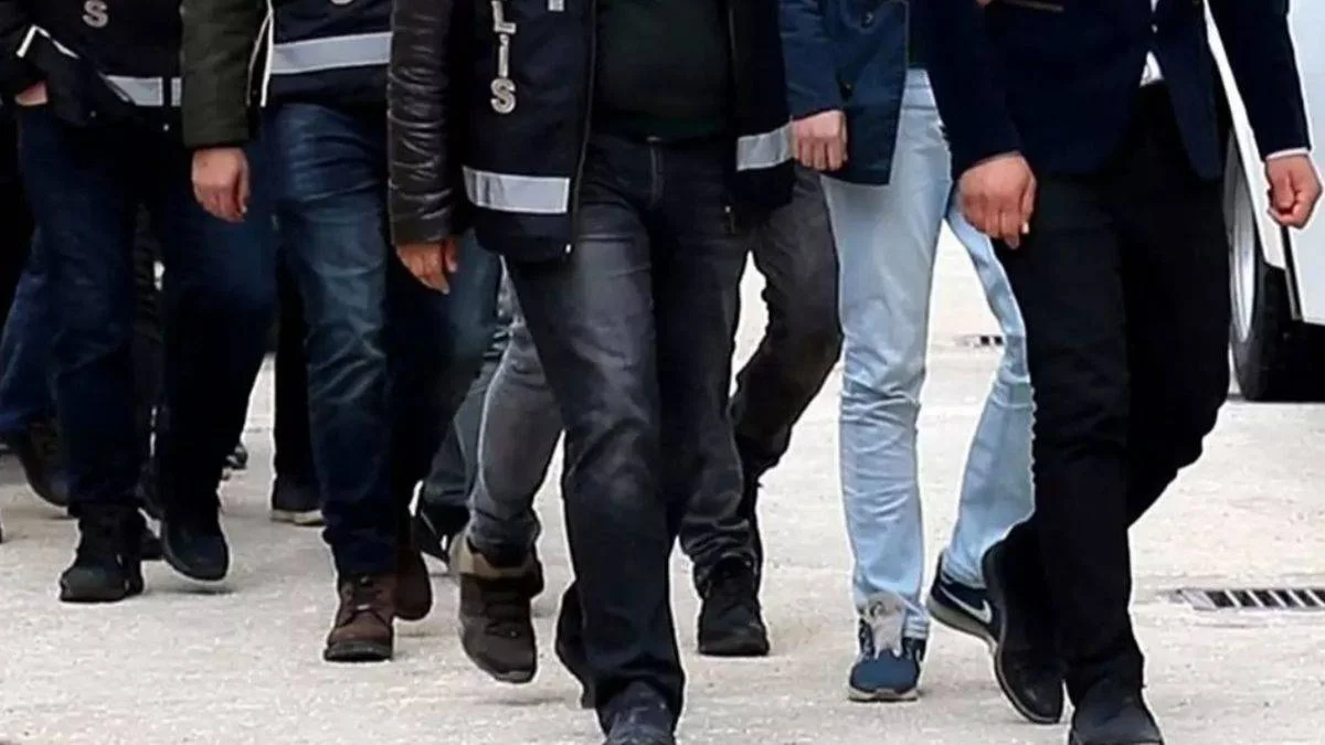 ''Mahzen-14'' operasyonunda yakalanan 46 şüpheli adliyeye sevk edildi
