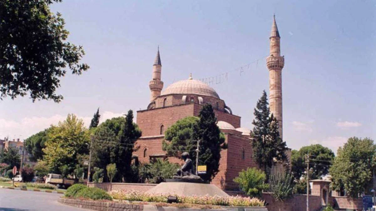 MANİSA 2024 RAMAZAN AYI İMSAKİYESİ | Manisa'da imsak iftar vakti saat kaçta? 2024 Ramazan İmsakiyesi Manisa