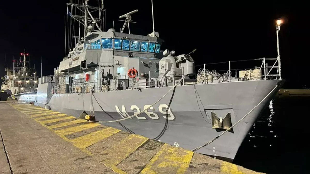 TCG Anamur ve TCG Amasra Yunanistan'da
