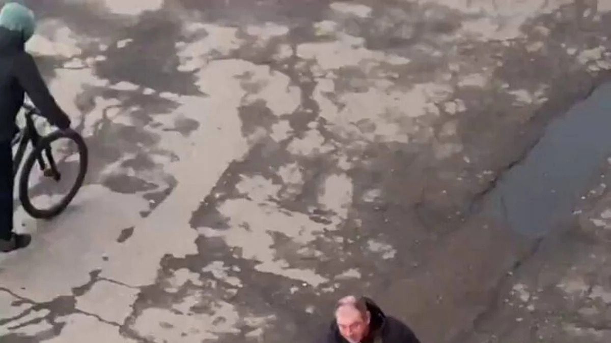 Vatandaştan Ukraynalı askere tokat!