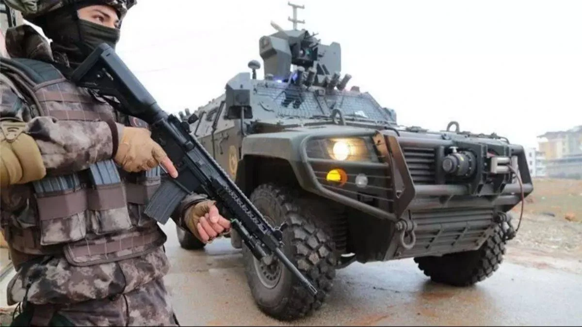 3 ilde PKK/KCK operasyonu! 9 şüpheli yakalandı