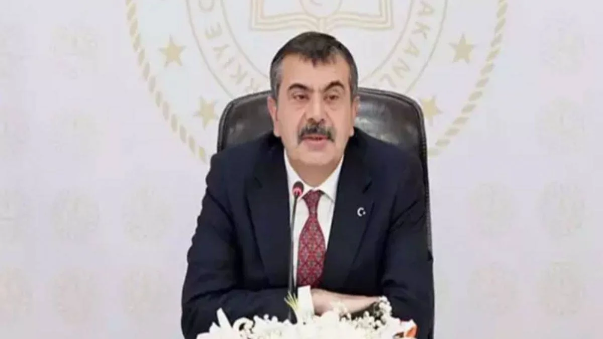 Bakan Tekin'den öğretmen atamaları açıklaması