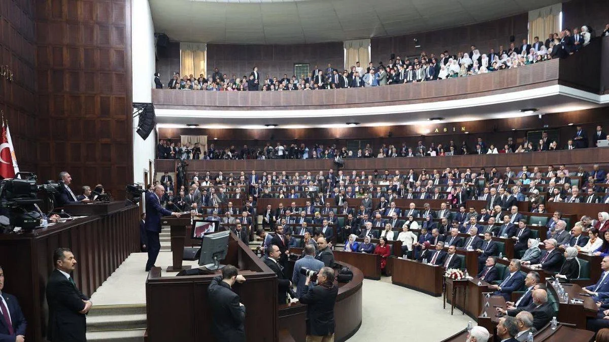 Eleştiri gelince 'Bana algı operasyonu yapılıyor' diyen AK Partililer