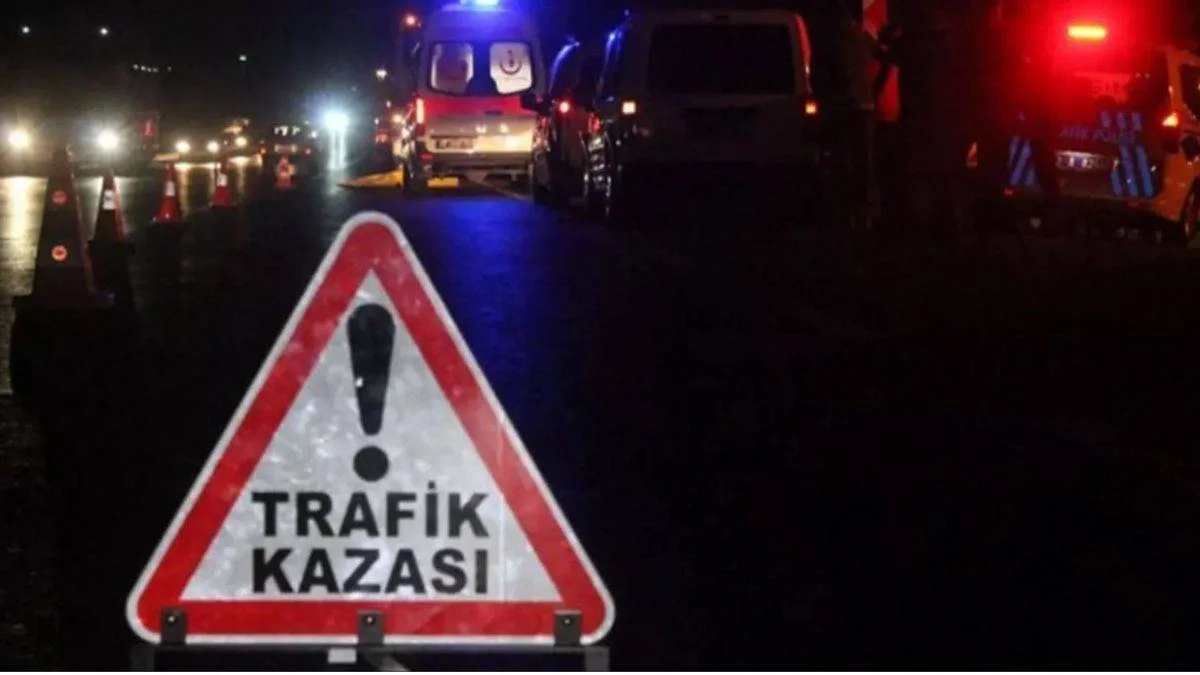 Eskişehir'de zincirleme kaza: Yaralanan 10 kişi hastaneye kaldırıldı